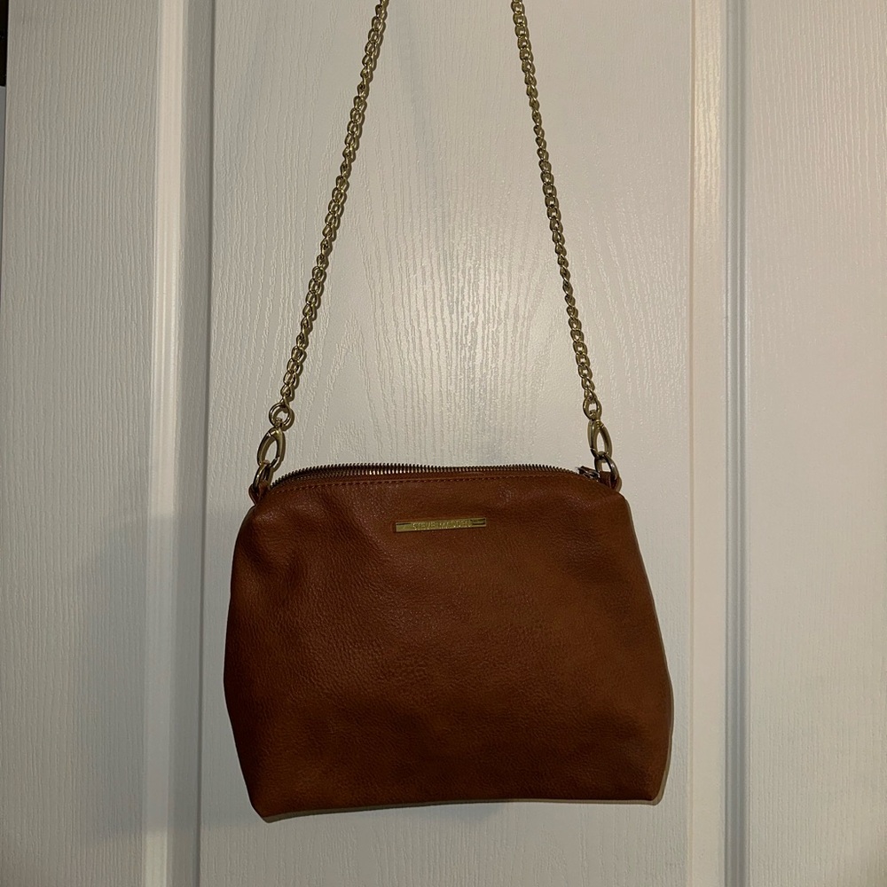 Steve Madden Tan Crossbody Bag with Gold Chain